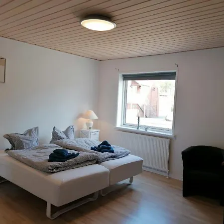 Gjern Hotel 2* Gjern